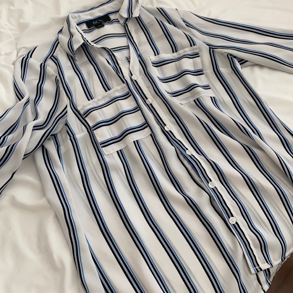 White 3/4 sleeve dress shirt